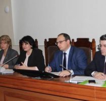 Viorica Dumbrăveanu: “Ne dorim o conlucrare eficientă cu toți managerii instituțiilor medico-sanitare publice republicane, să putem împreună identifica soluții pentru fiecare problemă din sistem”