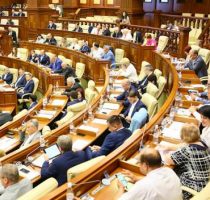 Reexaminarea pensiei persoanelor care activează sau au activat în câmpul muncii după realizarea dreptului la pensie a fost votată de Parlament în a doua lectură