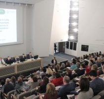 Sute de farmacişti, instruiţi cum să elibereze medicamente compensate