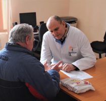 3151 persoane au fost consultate de către medicii oncologi în cadrul lunarului de luptă împotriva cancerului