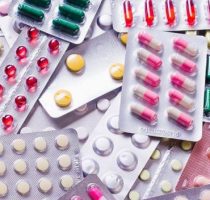Preţurile de producător pentru 1440 de preparate farmaceutice vor fi reduse cu 9%
