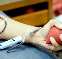 1060 persoane tratate au donat plasmă pentru pacienții cu forme grave și extrem de grave de COVID-19