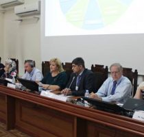 Experții Organizației Mondiale a Sănătății acordă asistență specialiștilor naționali în domeniul supravegherii evenimentelor adverse post-imunizare