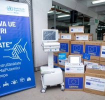 Aparate de ventilare pulmonară și monitoare pentru pacienți în lupta împotriva COVID-19 – una dintre cele mai mari donații din partea Uniunii Europene și OMS