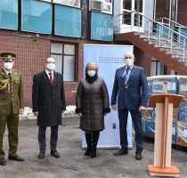 Costume de protecție donate lucrătorilor medicali din cadrul Spitalului de Copii „Valentin Ignatenco”