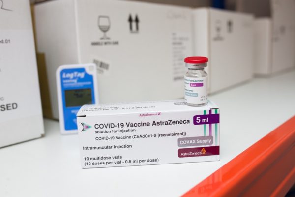 Vaccinarea cu AstraZeneca este sigură și eficientă, informație confirmată de EMA