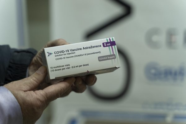 Republica Moldova a recepționat alte două loturi de vaccin împotriva COVID-19 din partea COVAX și a României