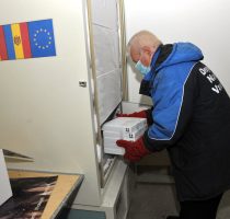 45.294 de doze de vaccin Pfizer-BioNTech sunt distribuite proporțional Centrelor de vaccinare din țară