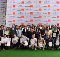 80 de tineri au primit burse de studiu pentru formare profesională din partea Fundației Orange Moldova