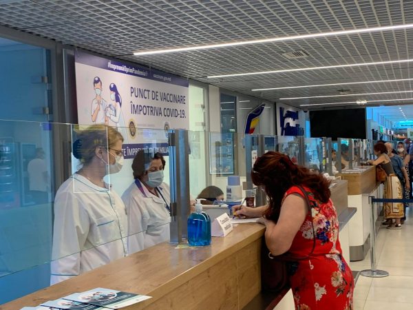 În incinta Aeroportului Chișinău a fost inugurat un Punct de vaccinare