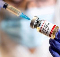 Un lot de 42.120 de doze de vaccin Pfizer/BioNTech a ajuns la Chișinău