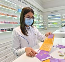 Farmaciile vor deveni puncte de informare veridice despre vaccinarea împotriva COVID-19