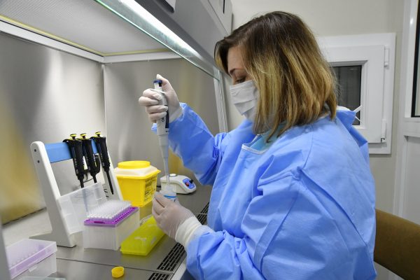 Laboratorul din cadrul Centrului de Sănătate Publică Soroca va efectua în premieră teste PCR pentru diagnosticarea SARS-CoV-2