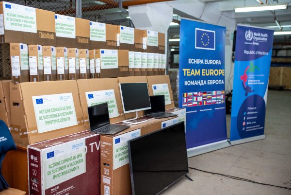 Uniunea Europeană și Organizația Mondială a Sănătății au donat echipamente pentru echipele mobile de vaccinare din țară