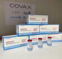 În Republica Moldova a fost livrat al treilea lot de vaccin Spikevax, produs de compania Moderna