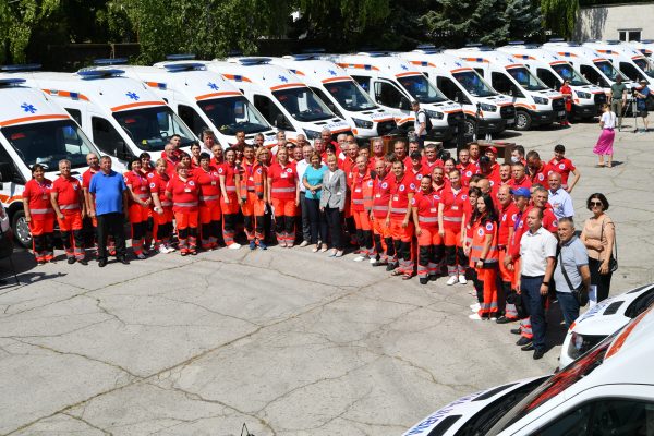 30 de ambulanțe noi pentru Serviciul de asistență medicală urgentă prespitalicească