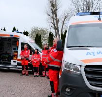 Ambulanțe noi și echipamente pentru echipele de asistență medicală urgentă