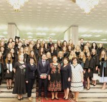 435 de elevi au absolvit Centrul de excelență în medicină și farmacie „Raisa Pacalo”