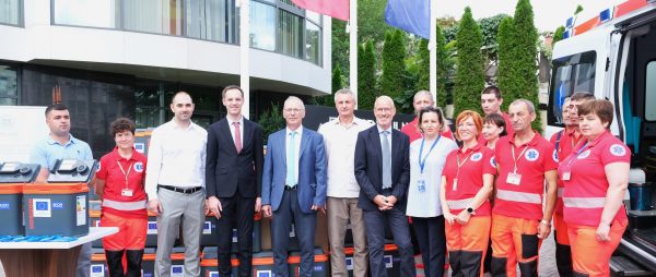 Genți frigorifice portabile pentru echipele de asistență medicală urgentă