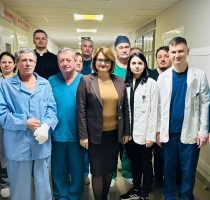 Medicii microchirurgi de la Institutul de Medicină Urgentă au replantat degetele mâinii unui bărbat