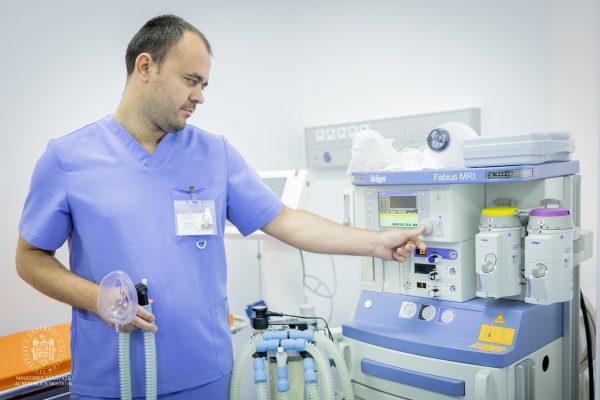 Primul Serviciu de anestezie în imagistică prin rezonanță magnetică din țară, inaugurat la Institutul Oncologic