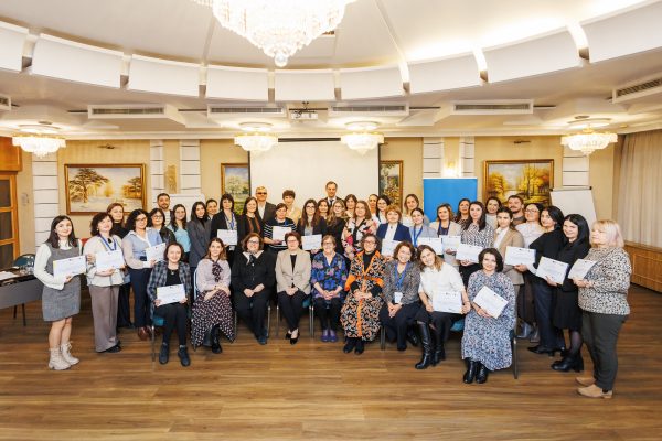 Consolidarea echipelor transdisciplinare în intervenția timpurie în copilărie: certificarea echipei naționale de formatori