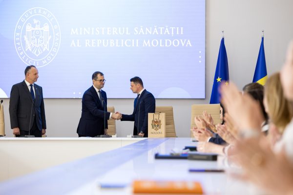 Alexandru Gasnaș a preluat mandatul de ministru al Sănătății
