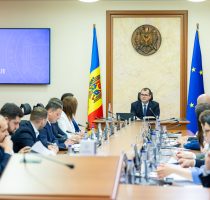 Înainte să mergi la scăldat, vei putea afla dacă apa este sigură: Guvernul a aprobat noi reguli de monitorizare a calității apei